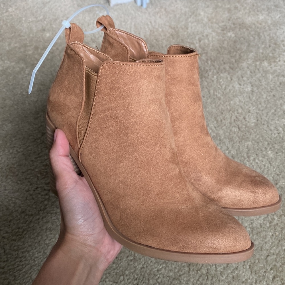 Tan ankle boots - brand new!